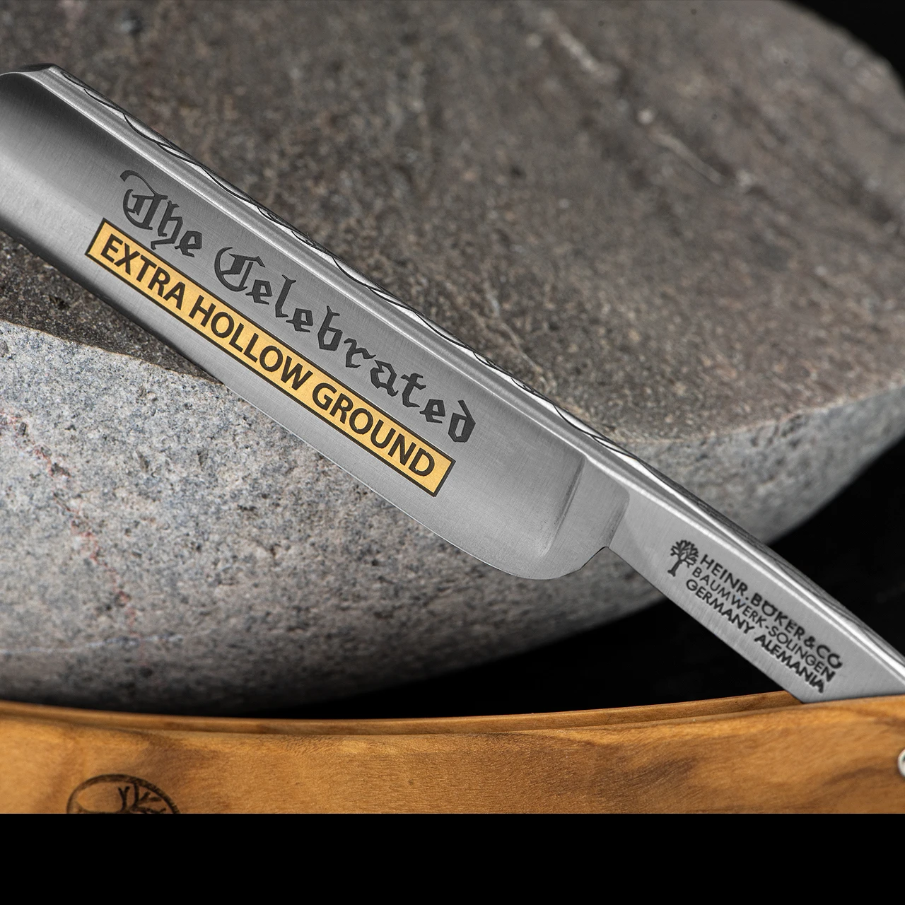 Boker "The Celebrated" Olive Razor - Image 6