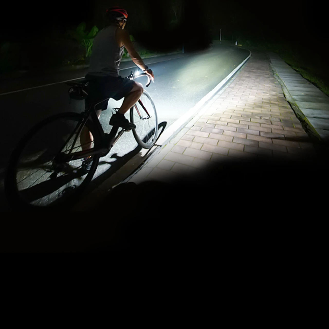 Nitecore BR25 Bike Light - Image 7