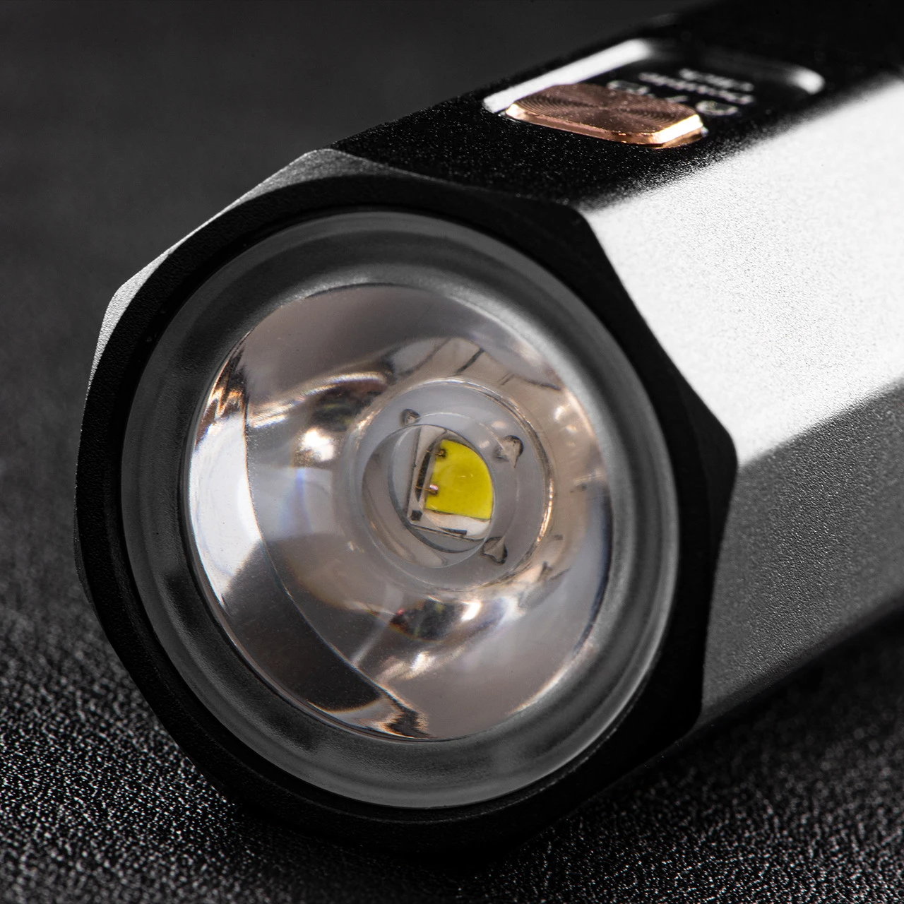 Fenix E-CP Flashlight / Power Bank - Image 3