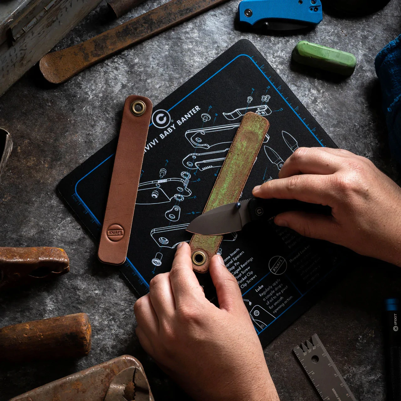 Knafs Co. Knife Mouse Pad - Image 2