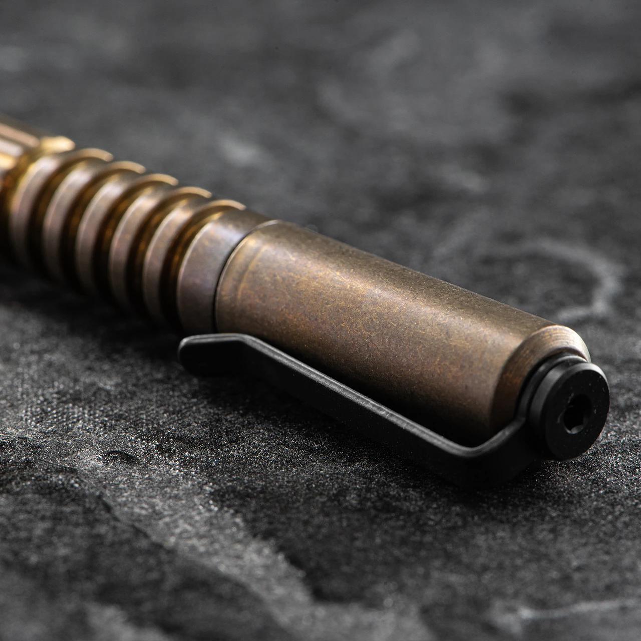 Hinderer Investigator Bronzed Titanium Black Hardware - Image 5