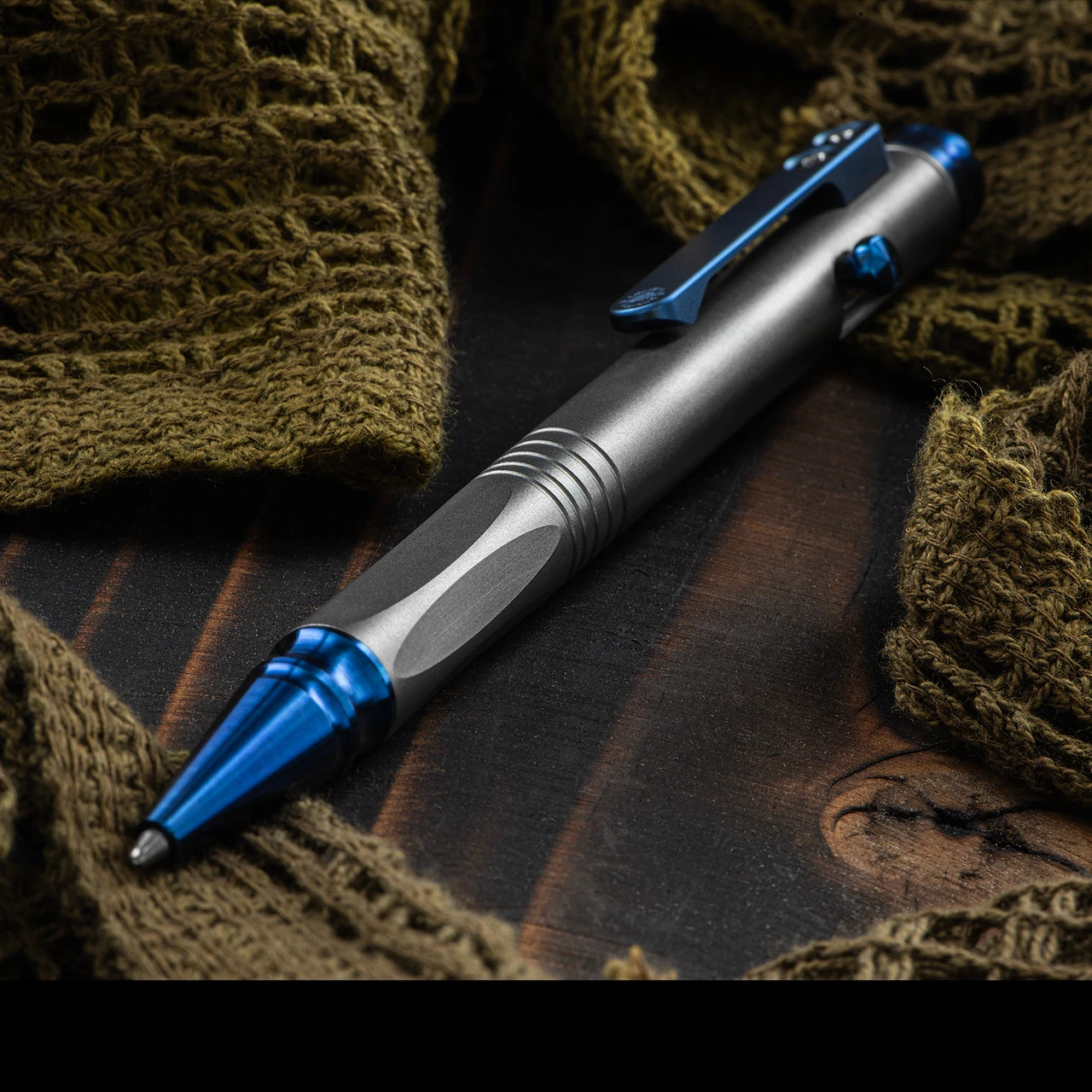 Spartan Blades "Grafi" Blue Titanium Pen - Image 2