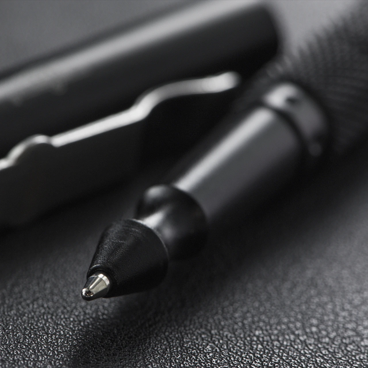 UZI Tac Pen 5 Black - Image 4