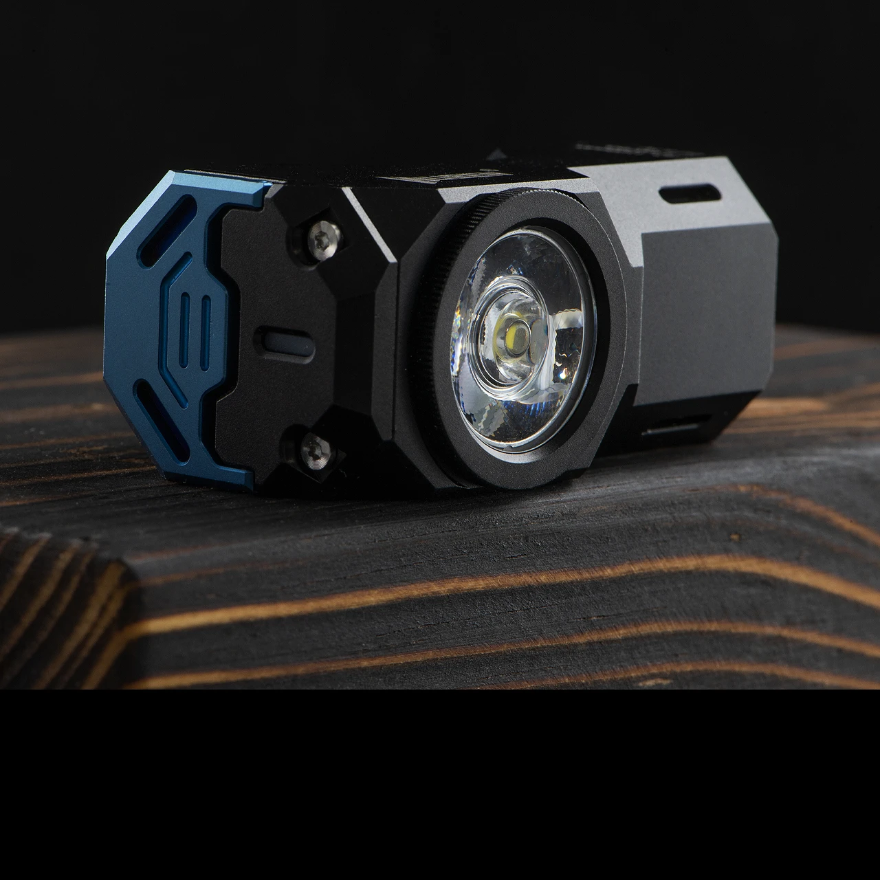 Wuben X0 Aluminium Flashlight - Image 7