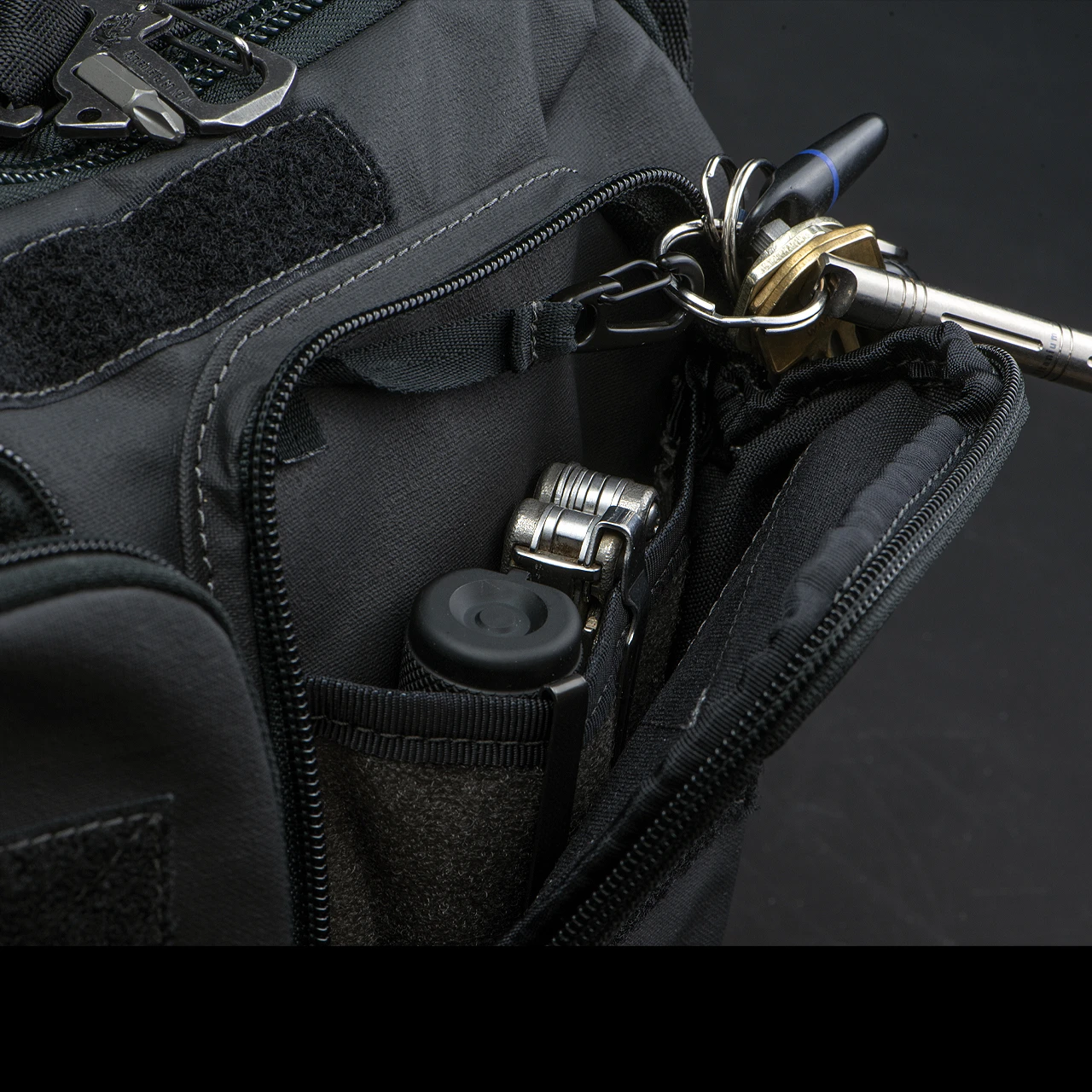 Magforce Aries Cross Body 500D Waterproof - Image 6