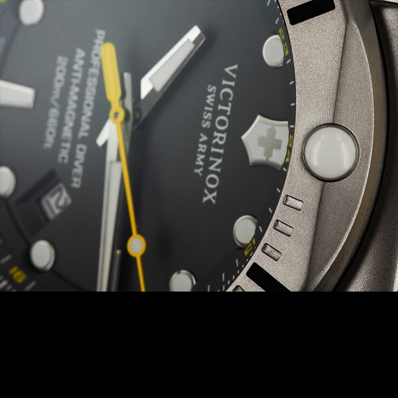 Victorinox I.N.O.X. Professional Diver - Image 2