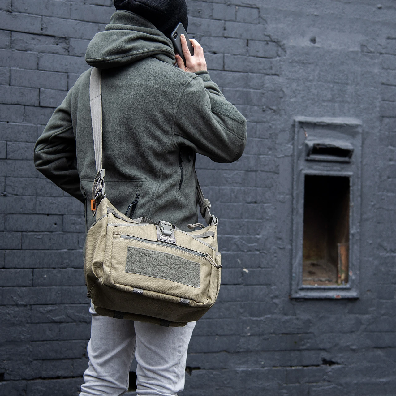 Magforce Gemini Sling Bag - Image 11