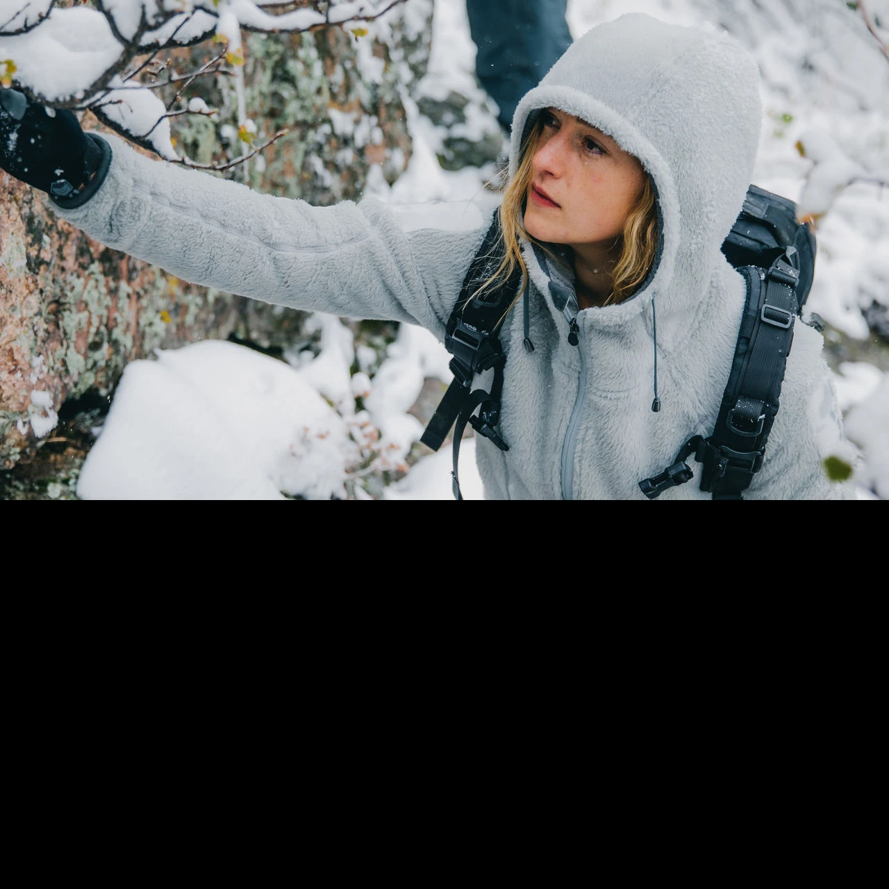 TAD Women Lynx Hoodie Unpatched Yeti - Image 8