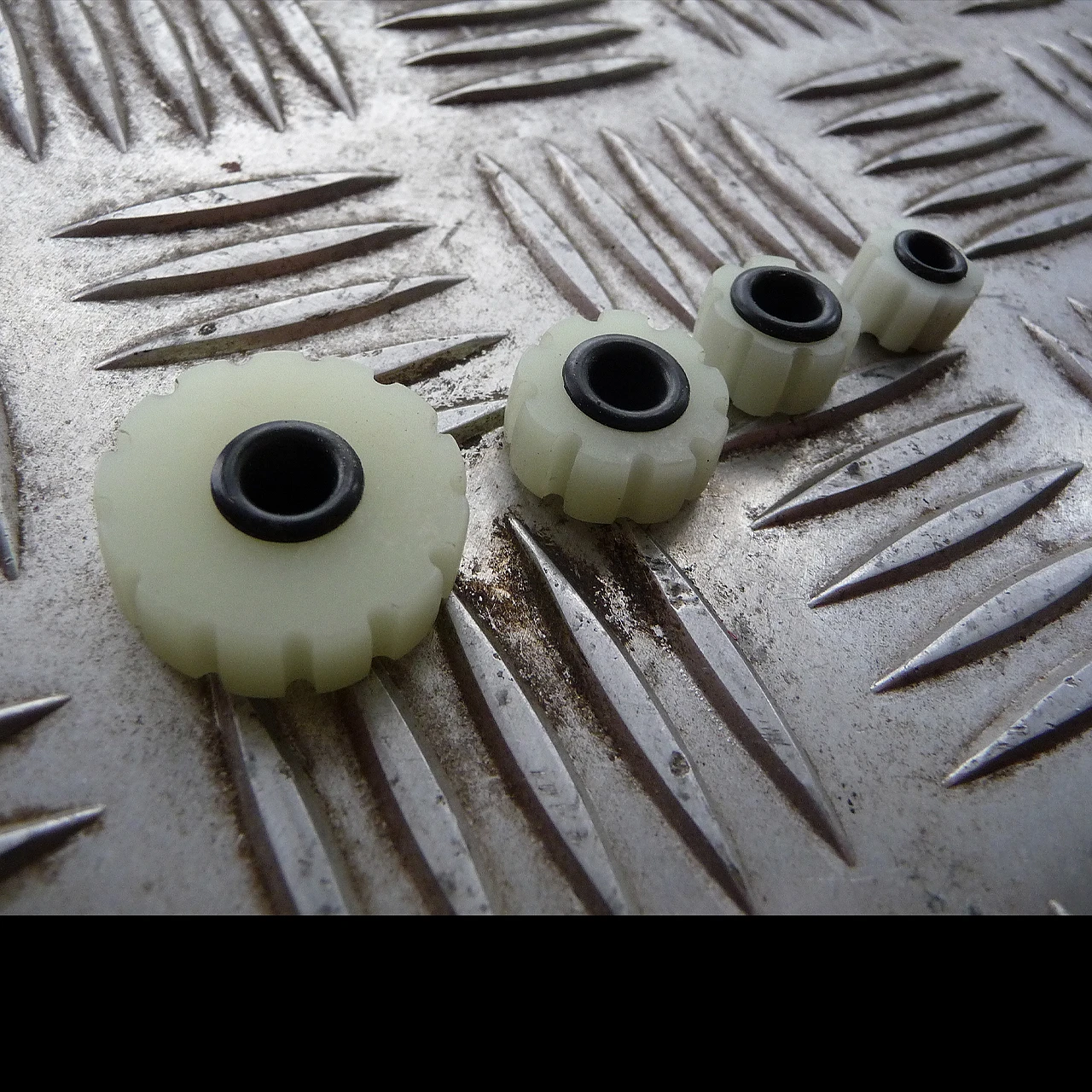 Ru Titley Heinnie® Cog Bead - Image 9