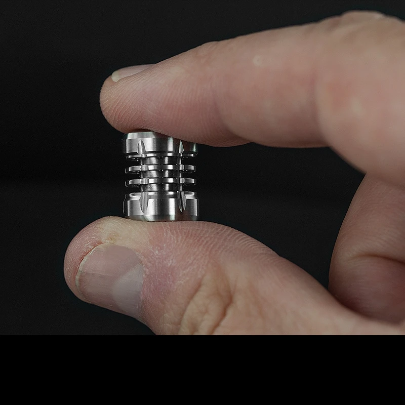 RovyVon Walker Titanium Pendant 6 Tritium Vials - Image 2