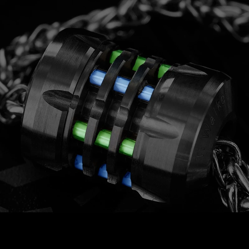 RovyVon Walker Titanium Pendant 6 Tritium Vials - Image 3