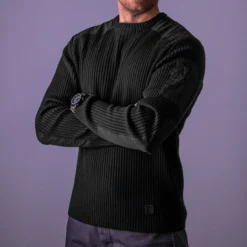 TAD Overlord Sweater Black