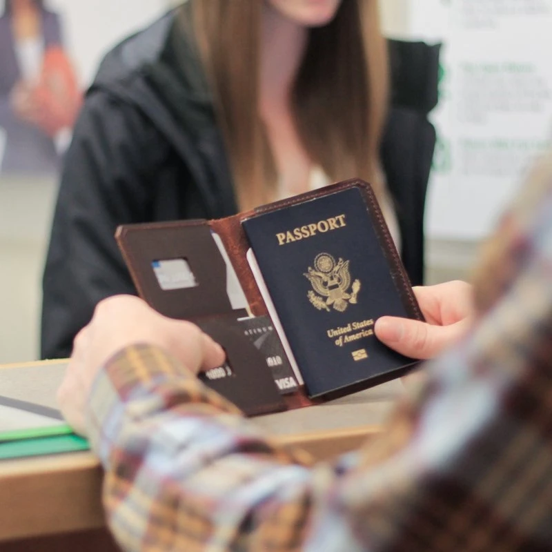 Trayvax Explorer Passport - Image 3